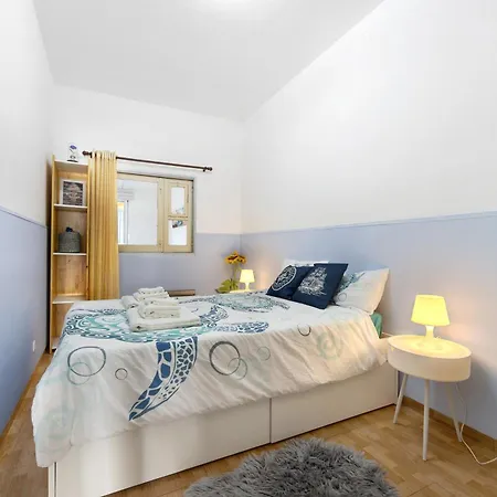 Apartment Light House